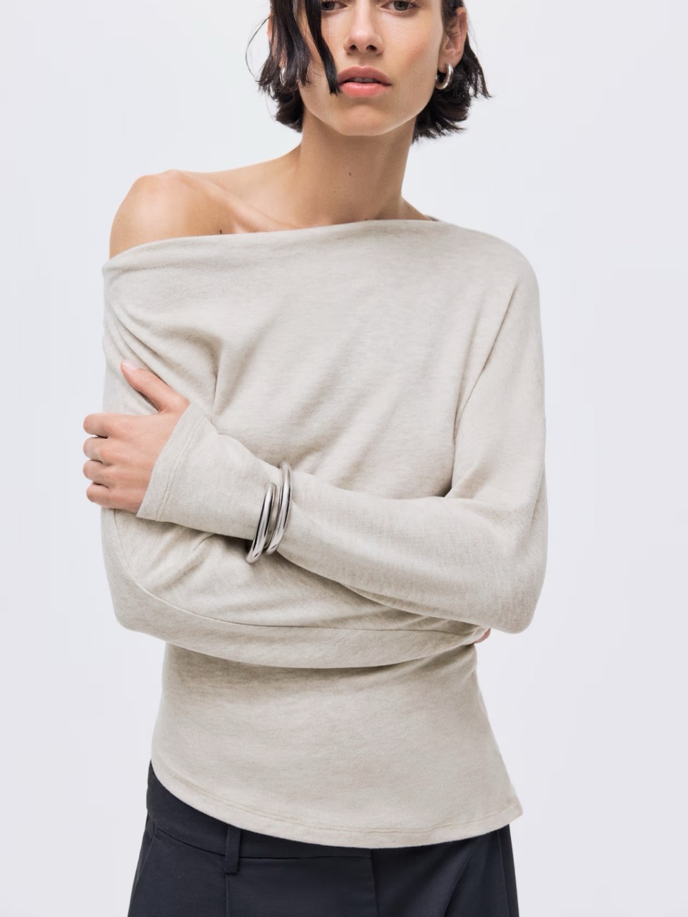 Women's Off-Shoulder Lightweight Sweater in Beige